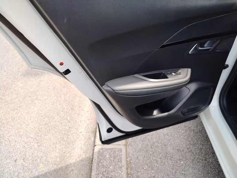 Peugeot 2008 - 69