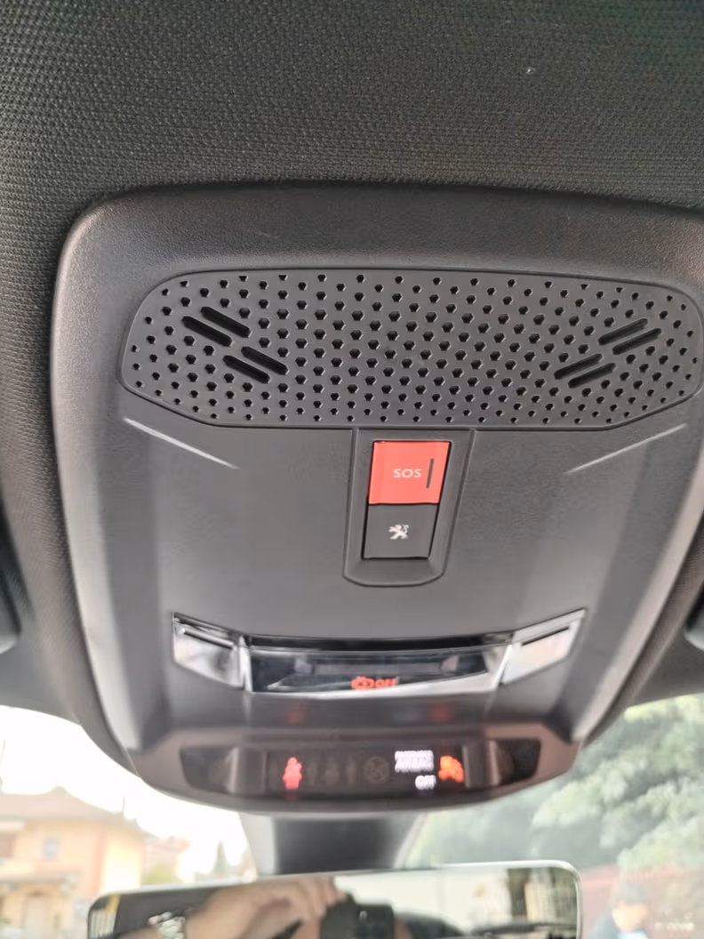 Peugeot 2008 - 54