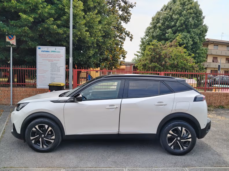 Peugeot 2008 - 31