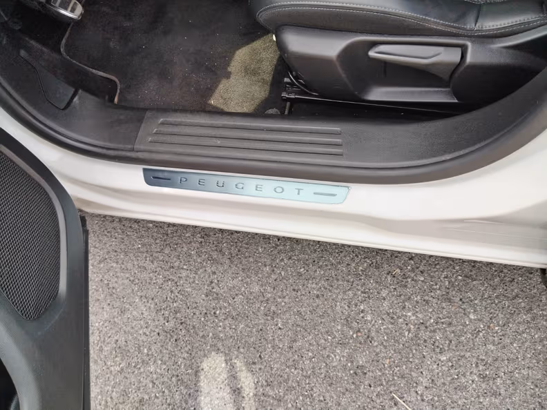Peugeot 2008 - 39
