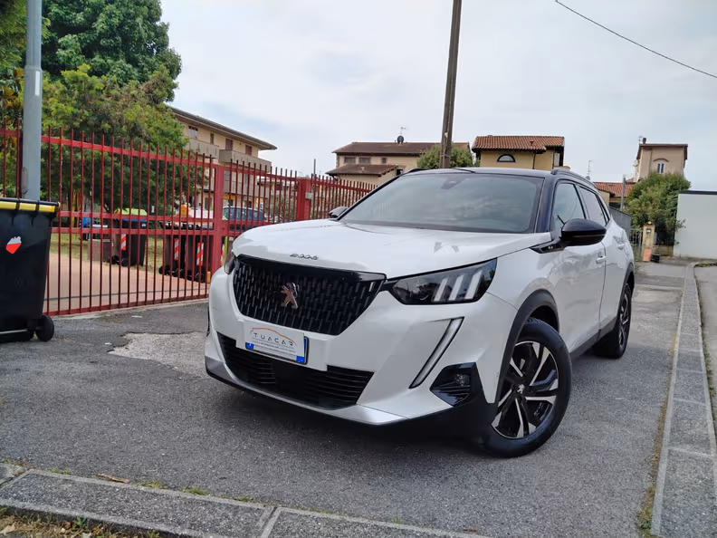 Peugeot 2008 - 2