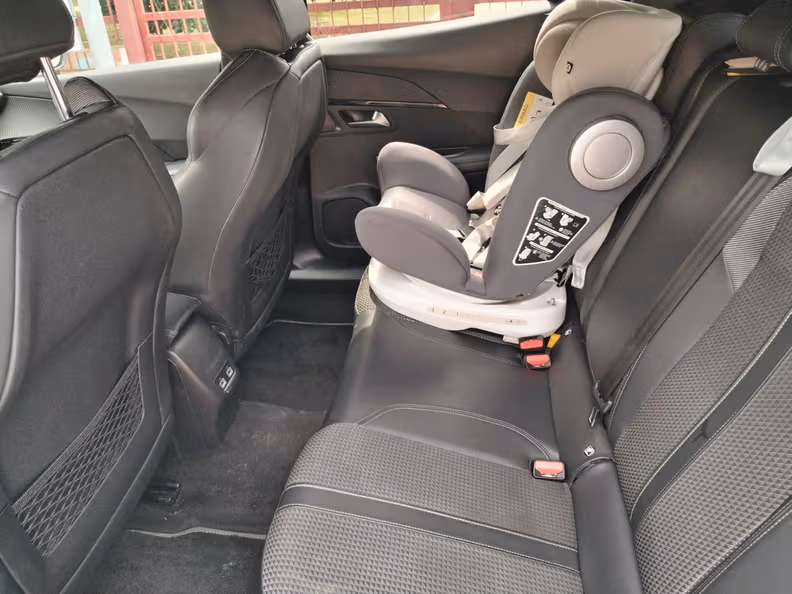 Peugeot 2008 - 56