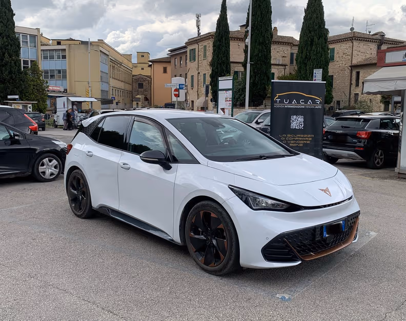 Cupra Born - 11