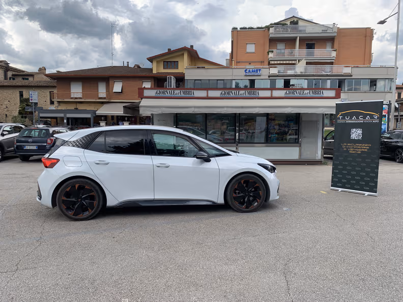 Cupra Born - 10