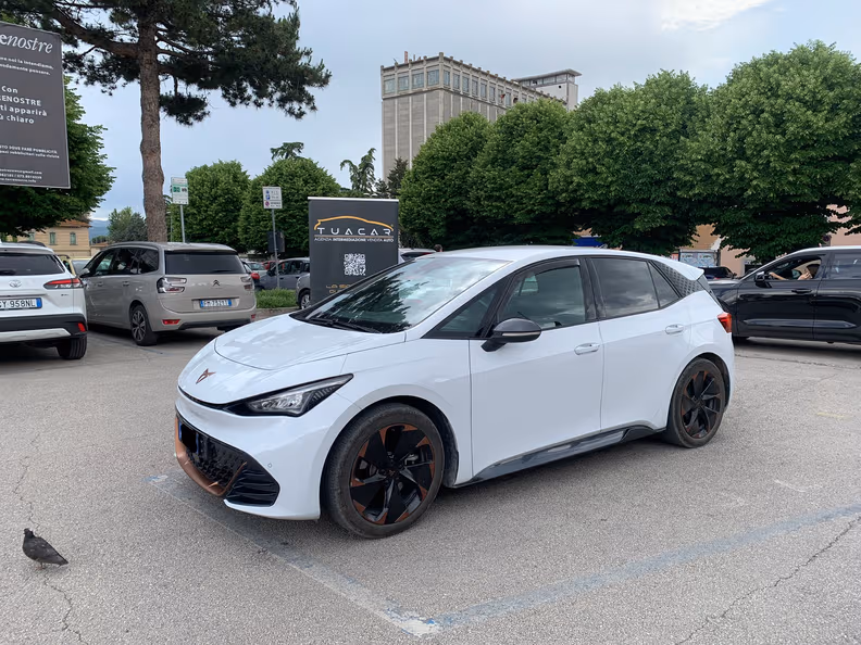 Cupra Born - 2