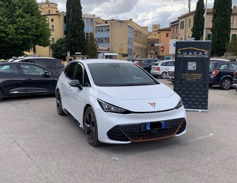 Cupra Born - 12