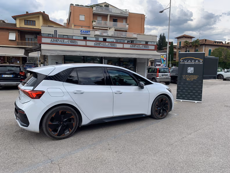 Cupra Born - 9