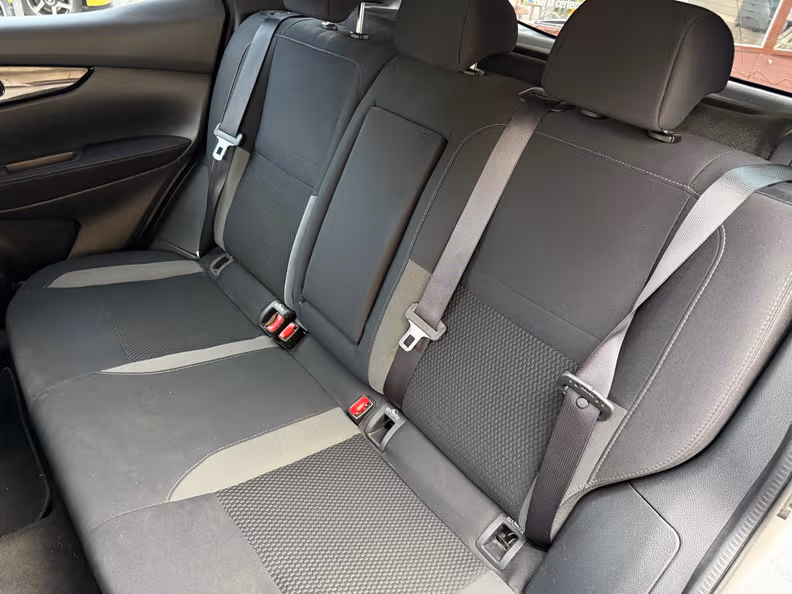Nissan Qashqai - 11