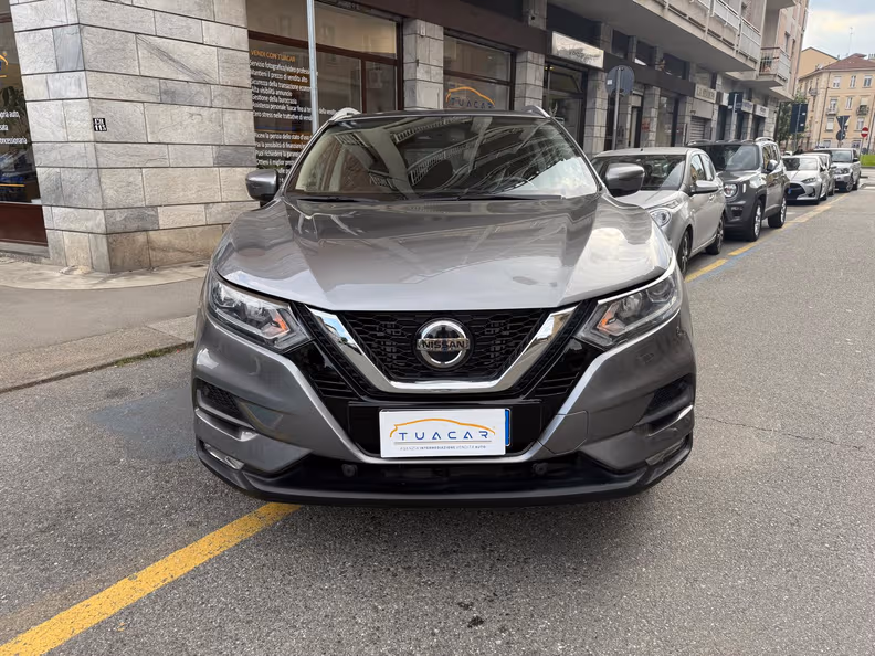 Nissan Qashqai - 2