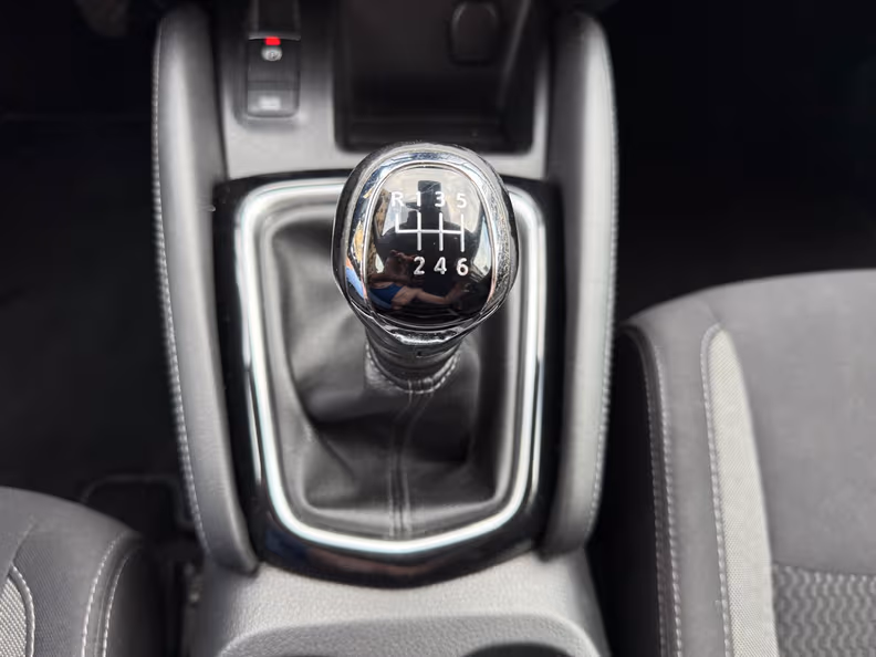Nissan Qashqai - 21