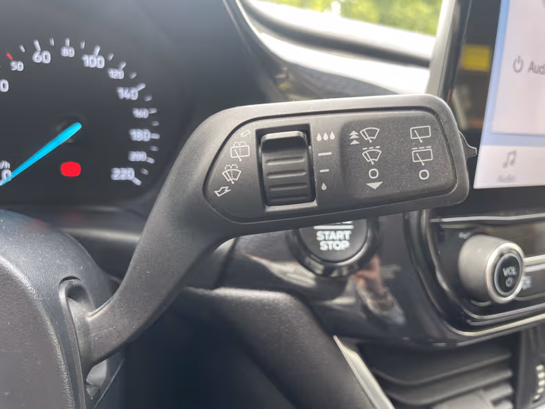 Ford Fiesta - 30
