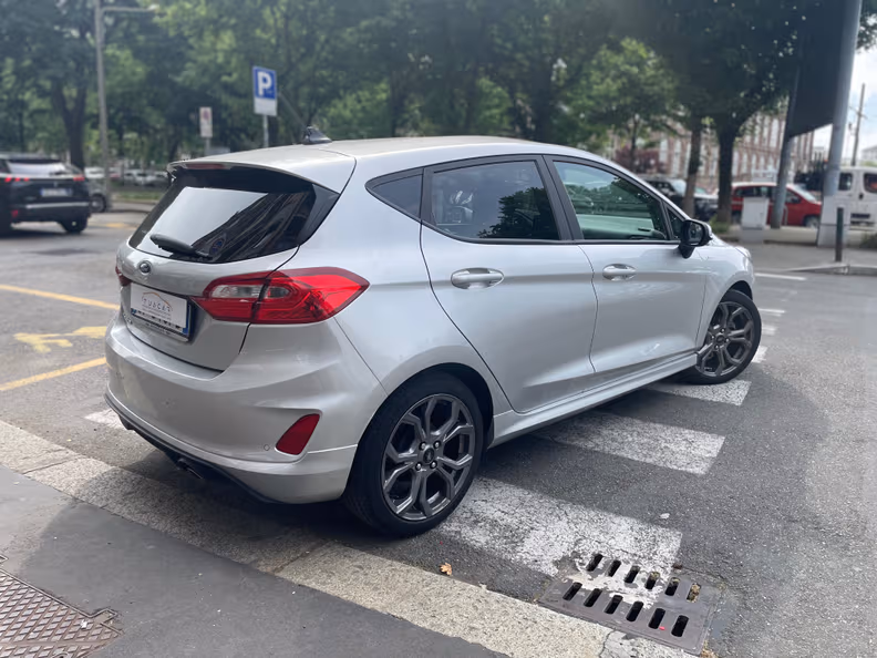 Ford Fiesta - 5