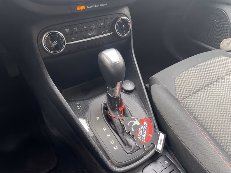 Ford Fiesta - 16