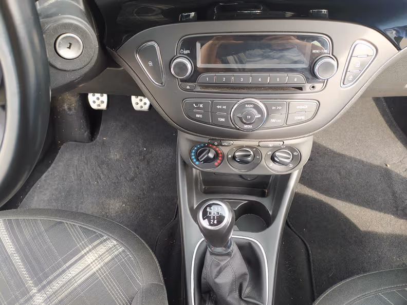 Opel Corsa - 12
