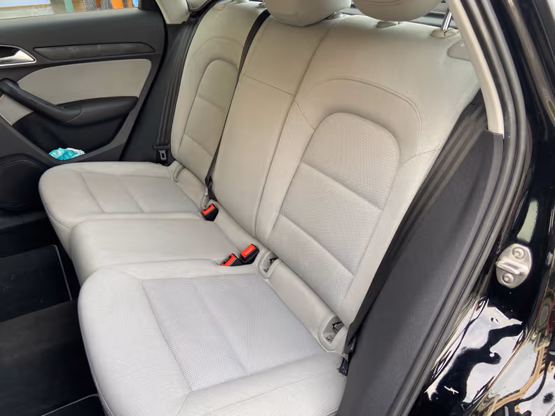 Audi Q3 - 10