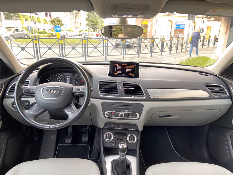 Audi Q3 - 8