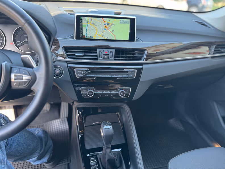 BMW X1 - 18