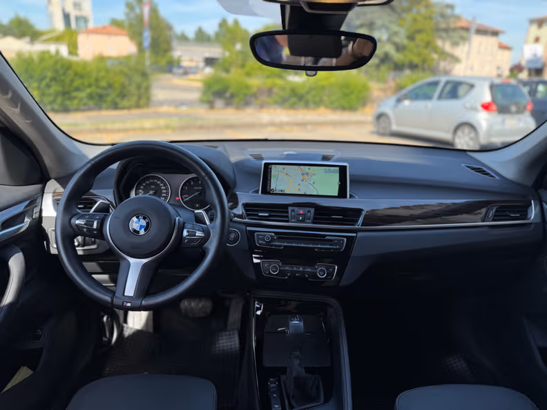 BMW X1 - 13