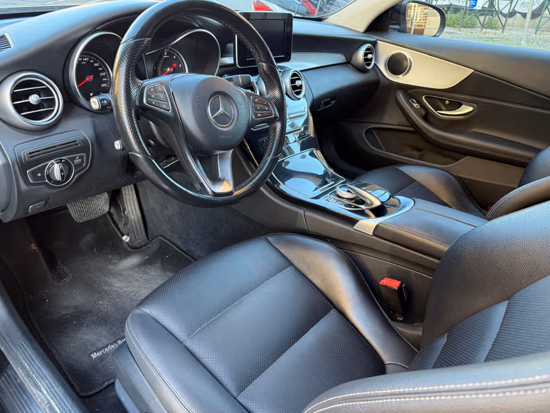 Mercedes-Benz C-Class - 22