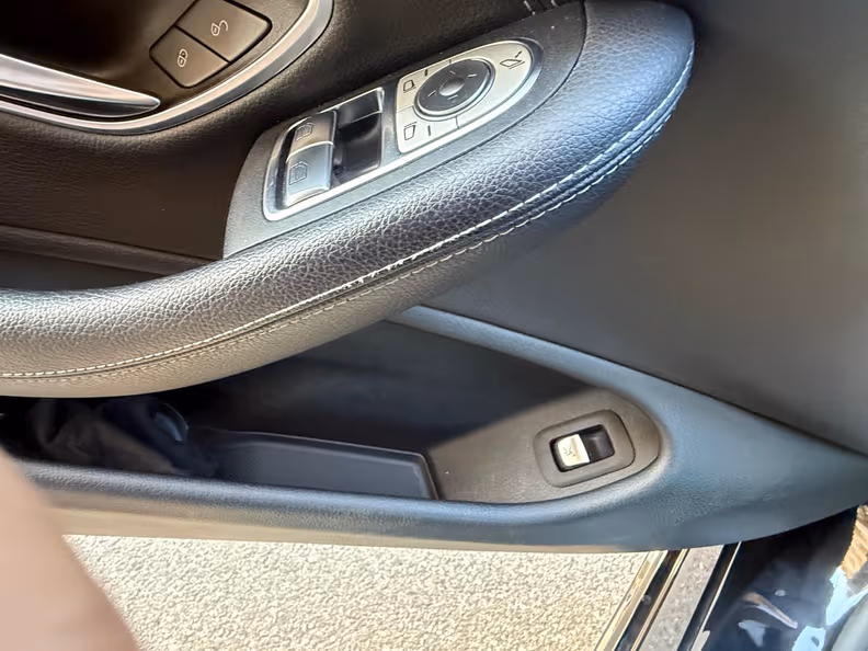 Mercedes-Benz C-Class - 27