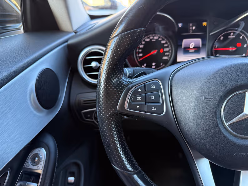 Mercedes-Benz C-Class - 15