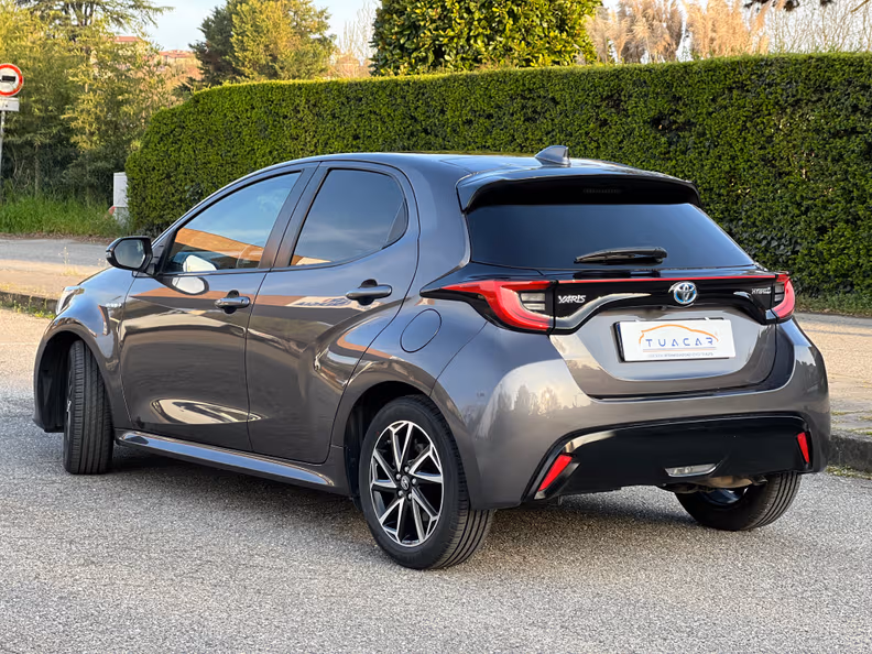 Toyota Yaris - 5