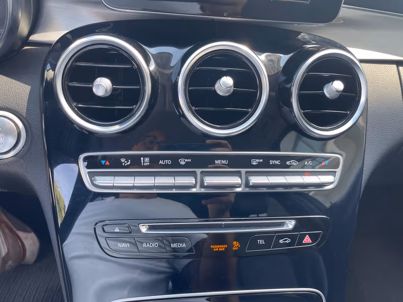 Mercedes-Benz C-Class - 22