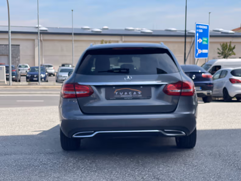 Mercedes-Benz C-Class - 37