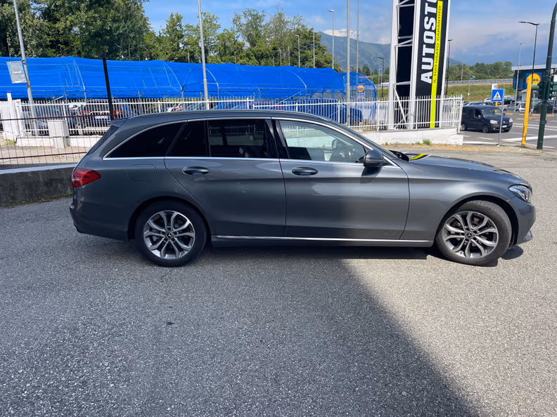 Mercedes-Benz C-Class - 38