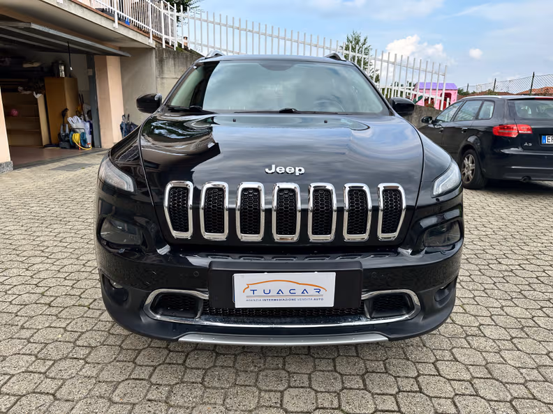 Jeep Cherokee - 2