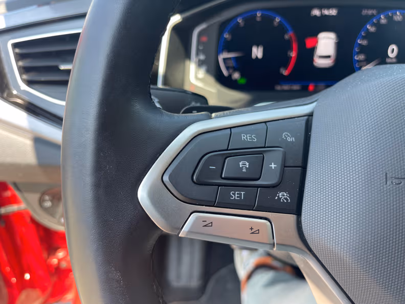 Volkswagen Polo - 16