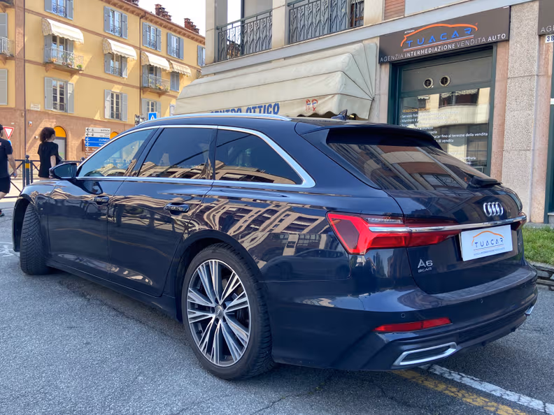 Audi A6 - 6