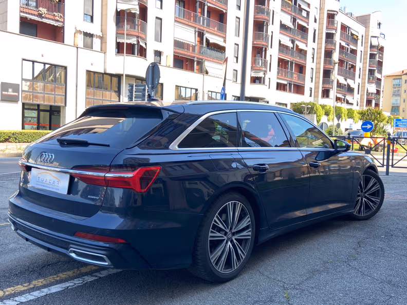 Audi A6 - 4