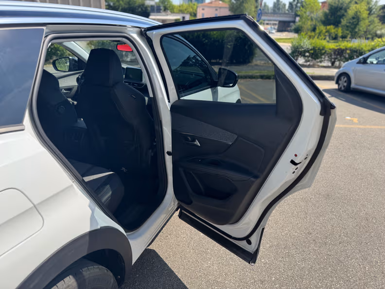 Peugeot 3008 - 25