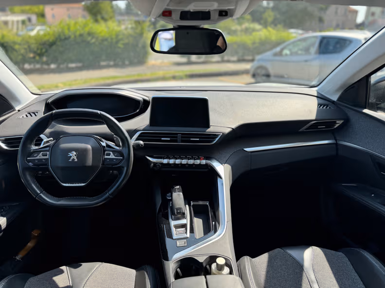 Peugeot 3008 - 14