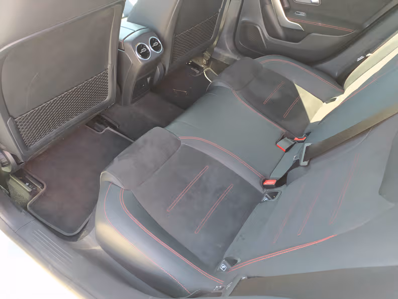 Mercedes-Benz A-Class - 32