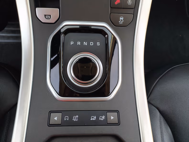 Land Rover Range Rover Evoque - 55
