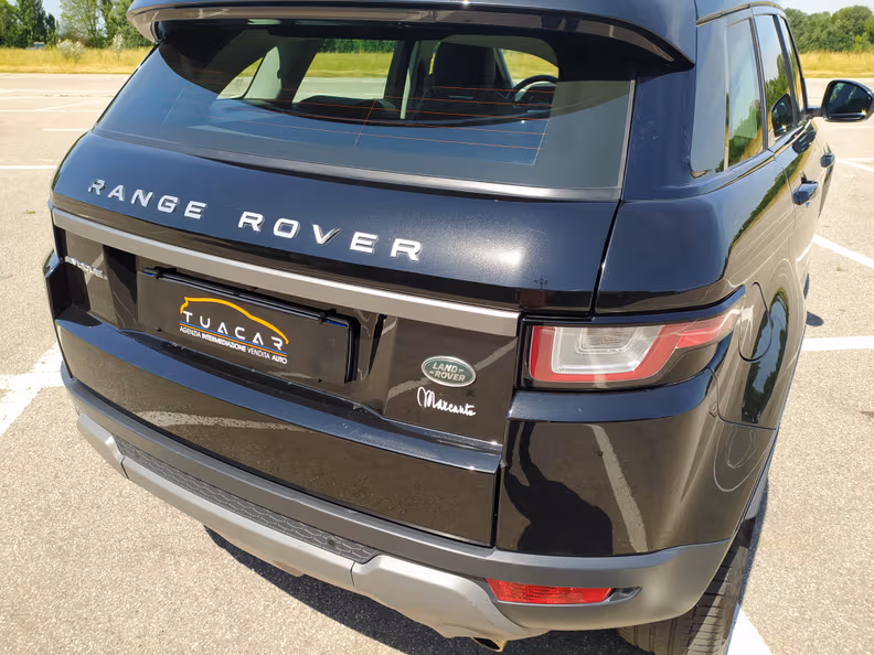 Land Rover Range Rover Evoque - 24