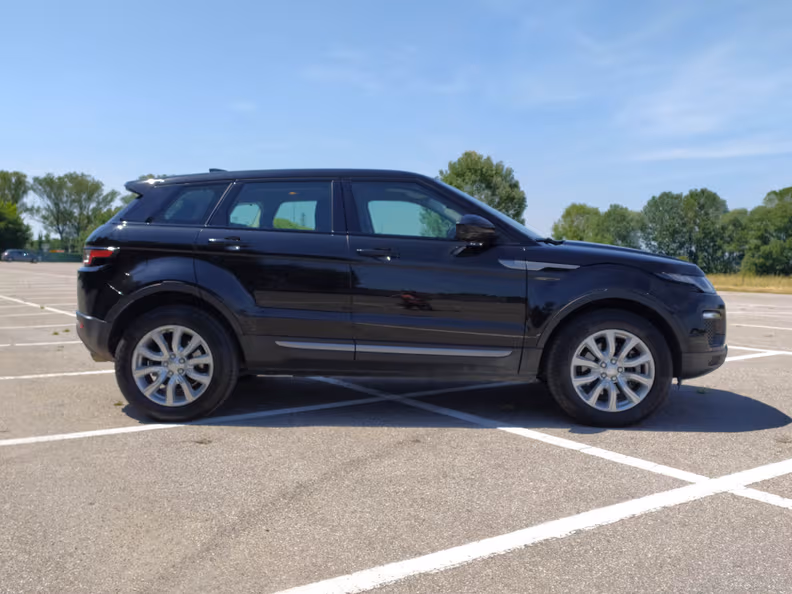 Land Rover Range Rover Evoque - 19