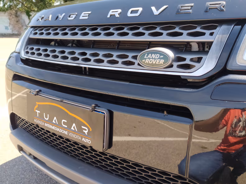 Land Rover Range Rover Evoque - 16