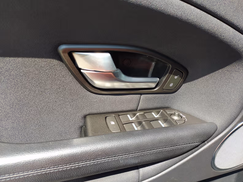 Land Rover Range Rover Evoque - 29