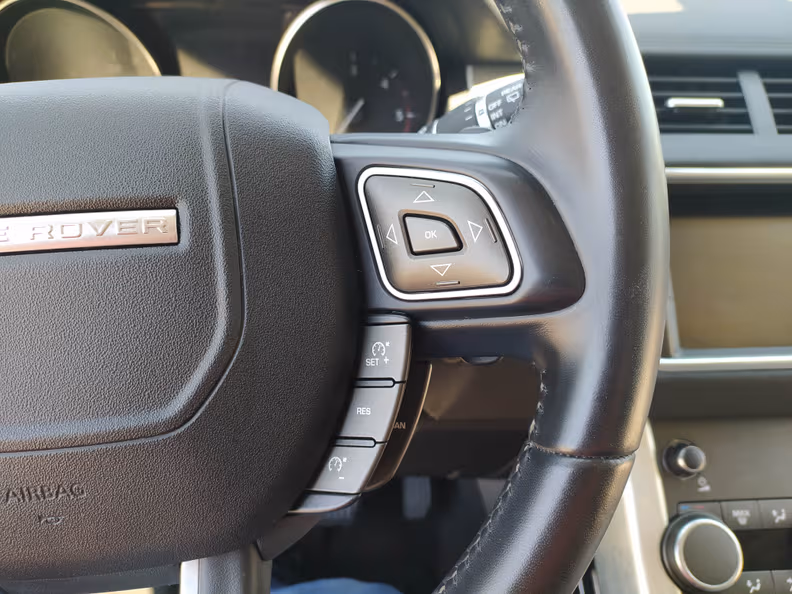 Land Rover Range Rover Evoque - 52
