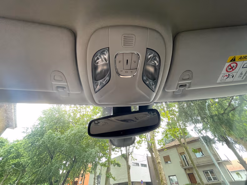 Jeep Compass - 39