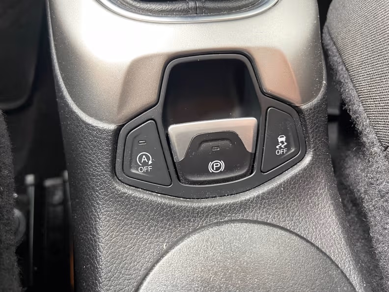 Jeep Compass - 26