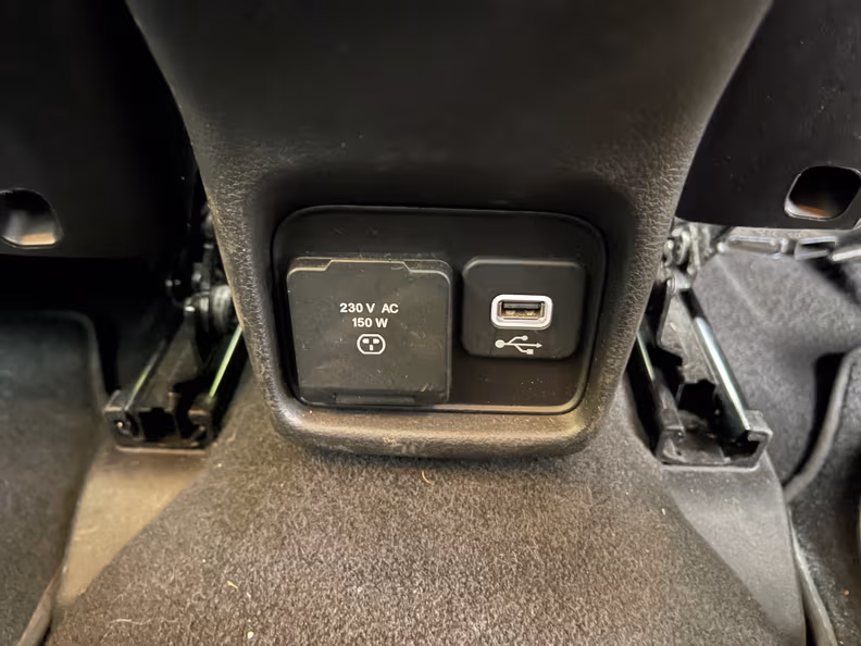 Jeep Compass - 33