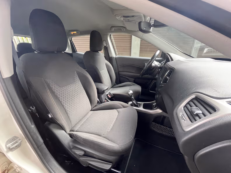 Jeep Compass - 19