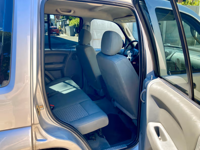 Jeep Cherokee - 26