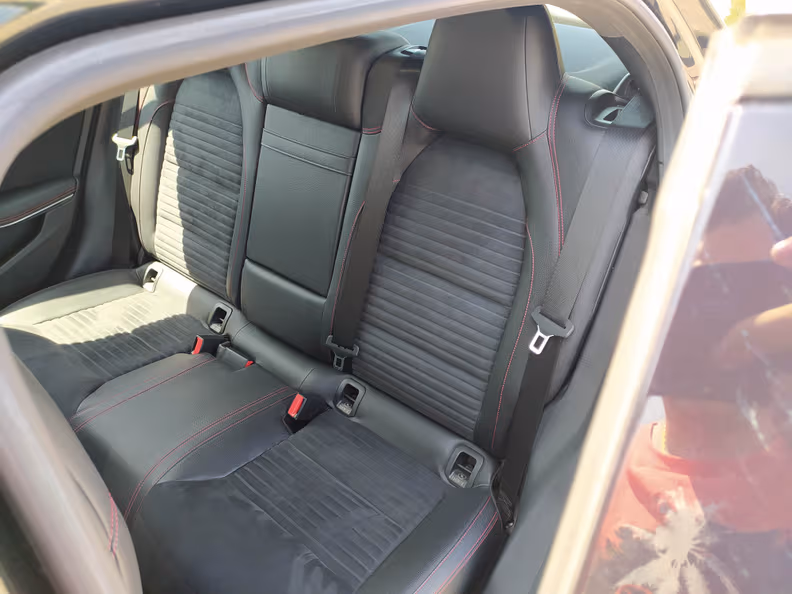 Mercedes-Benz GLA-Class - 10