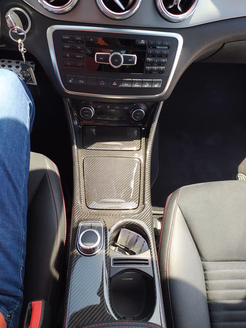 Mercedes-Benz GLA-Class - 12