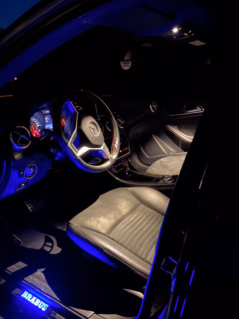 Mercedes-Benz GLA-Class - 67